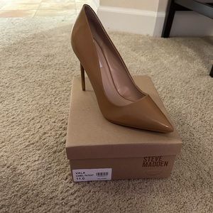 Brand new never worn Steve Madden heels